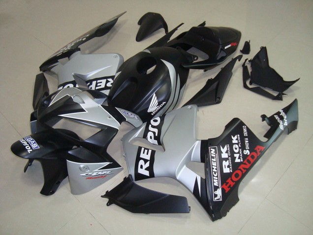 CBR 600 RR 2005-2006 - Noir Mat Argent Repsol CBR 600 RR 2005-2006 - Noir Mat Argent Repsol
