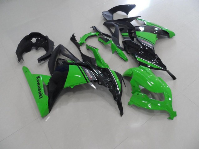 ZX 300R 2013-2016 - Noir Vert ZX 300R 2013-2016 - Noir Vert